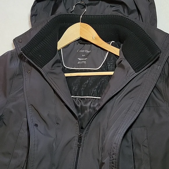 CALVIN KLEIN WINTER COAT SMALL - Picture 7 of 14